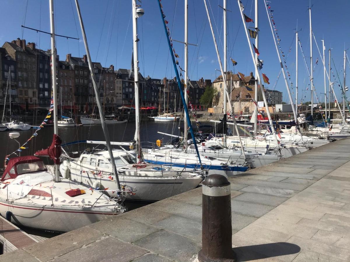 Cosy Studio Place Sainte Catherine Honfleur Luaran gambar